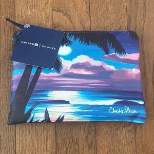 United Airlines Hawai’i exclusive Tropical Sunset Amenity Kit Pouch
